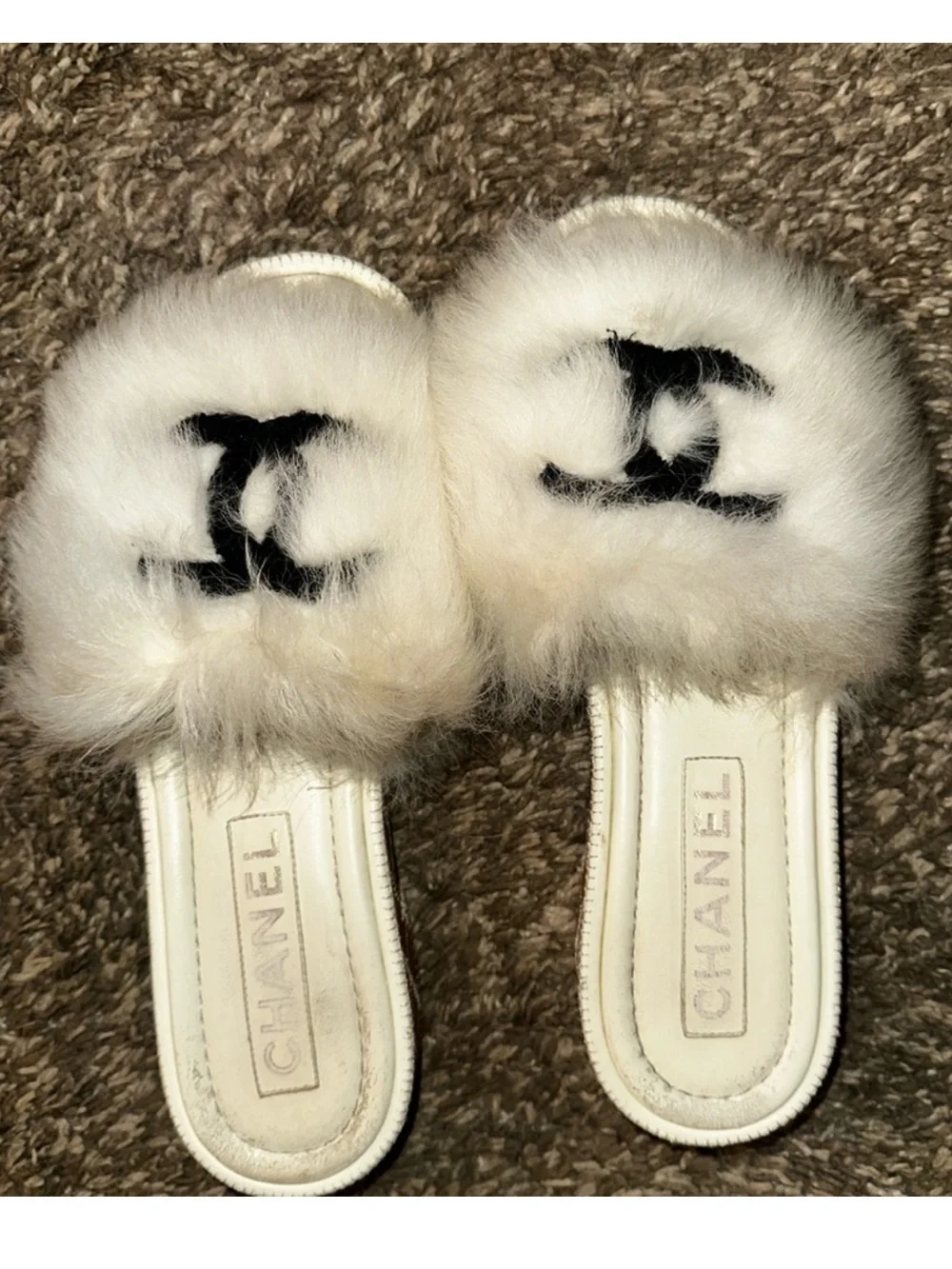Chanel White Fur Slide Sandals Size 38.5